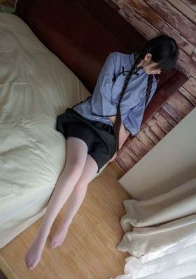 娇妻在黑人胯下哀求高潮电影